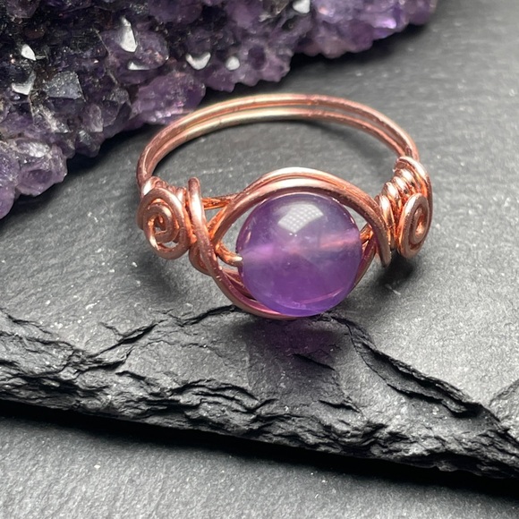 Artisan Amethyst Copper Wire Wrapped Ring - Picture 10 of 16